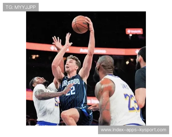 奥兰多魔术后防沟通断裂，教练组需立刻修复漏洞