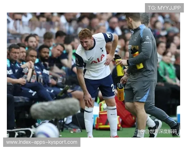 热刺通过双边拉开宽度，库卢塞夫斯基持续制造破坏
